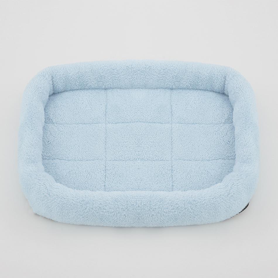 Soft Plush Square Dog Bed Mat  - Pet Supplies Plus recension och pris